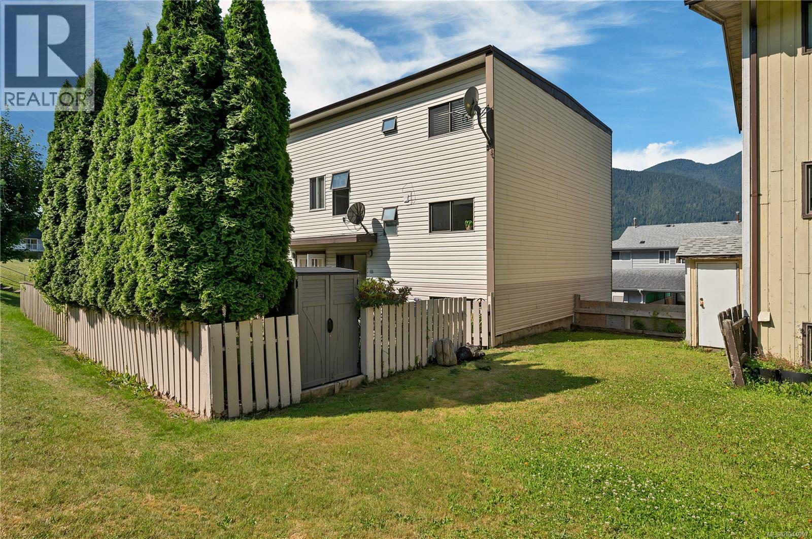 81 McKay Cres, Port Alice
