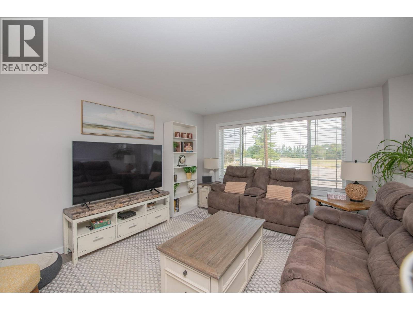 3645 Patten Drive - 5