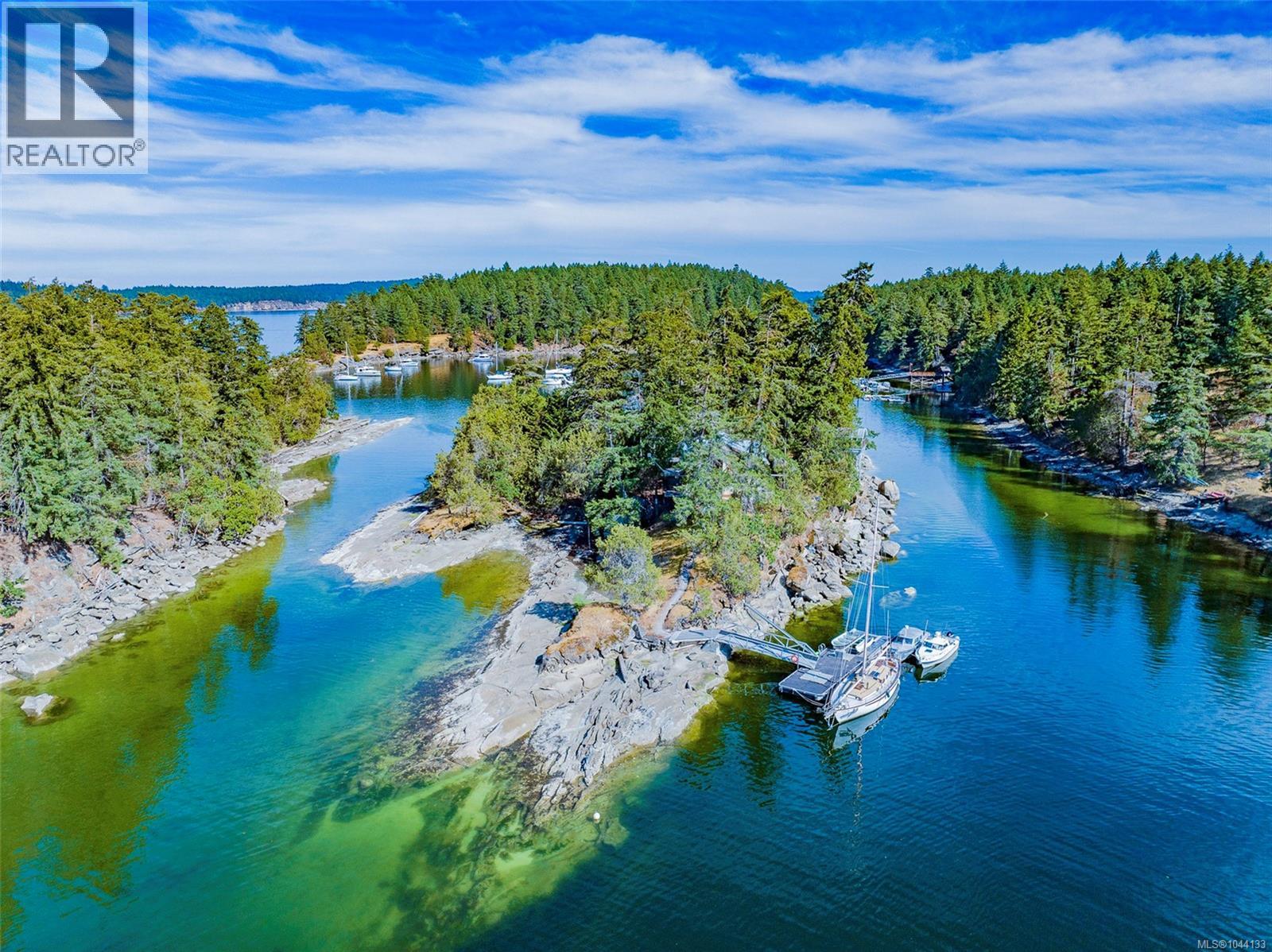 1 Eaglet Island, Decourcy Island