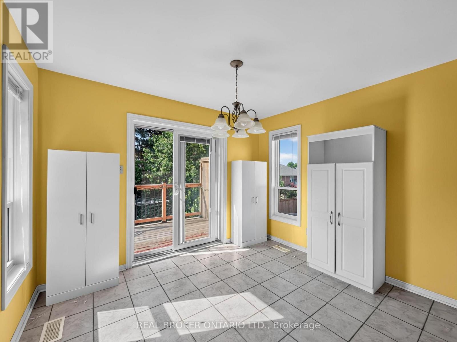 60 ATTWOOD DRIVE - 16