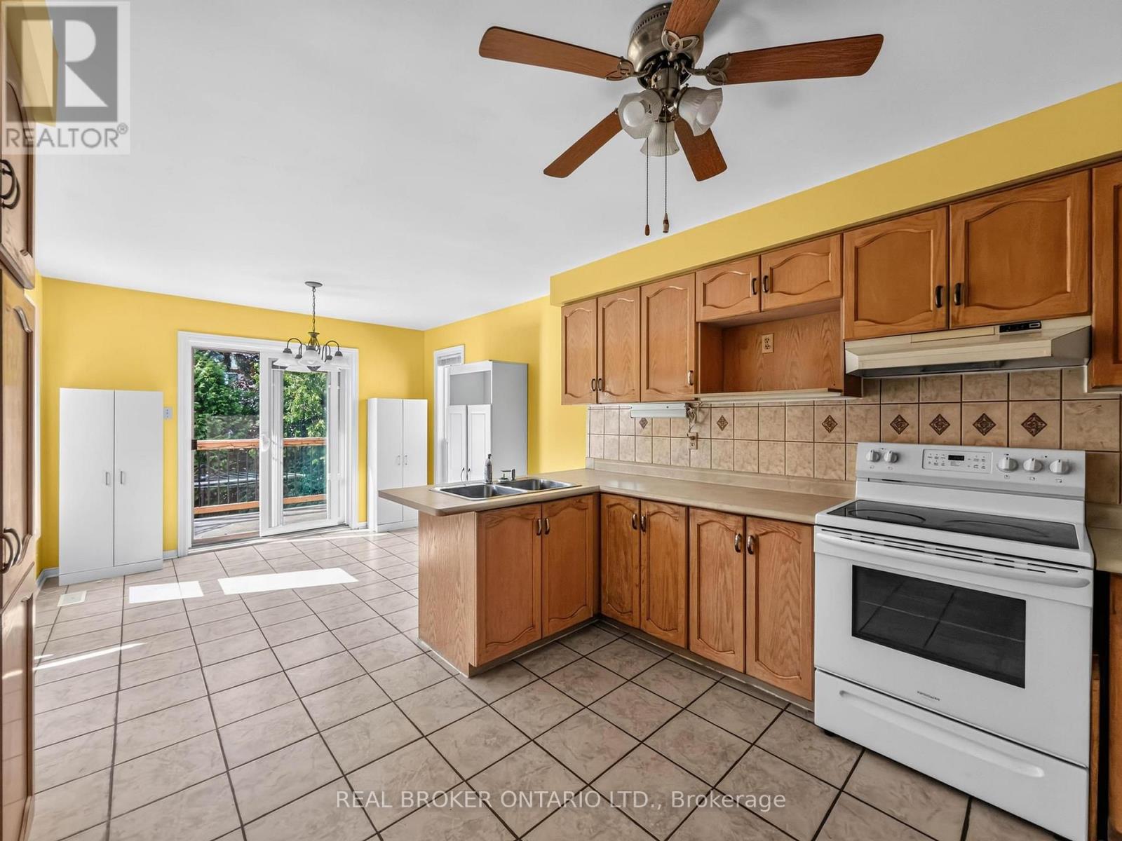 60 ATTWOOD DRIVE - 14