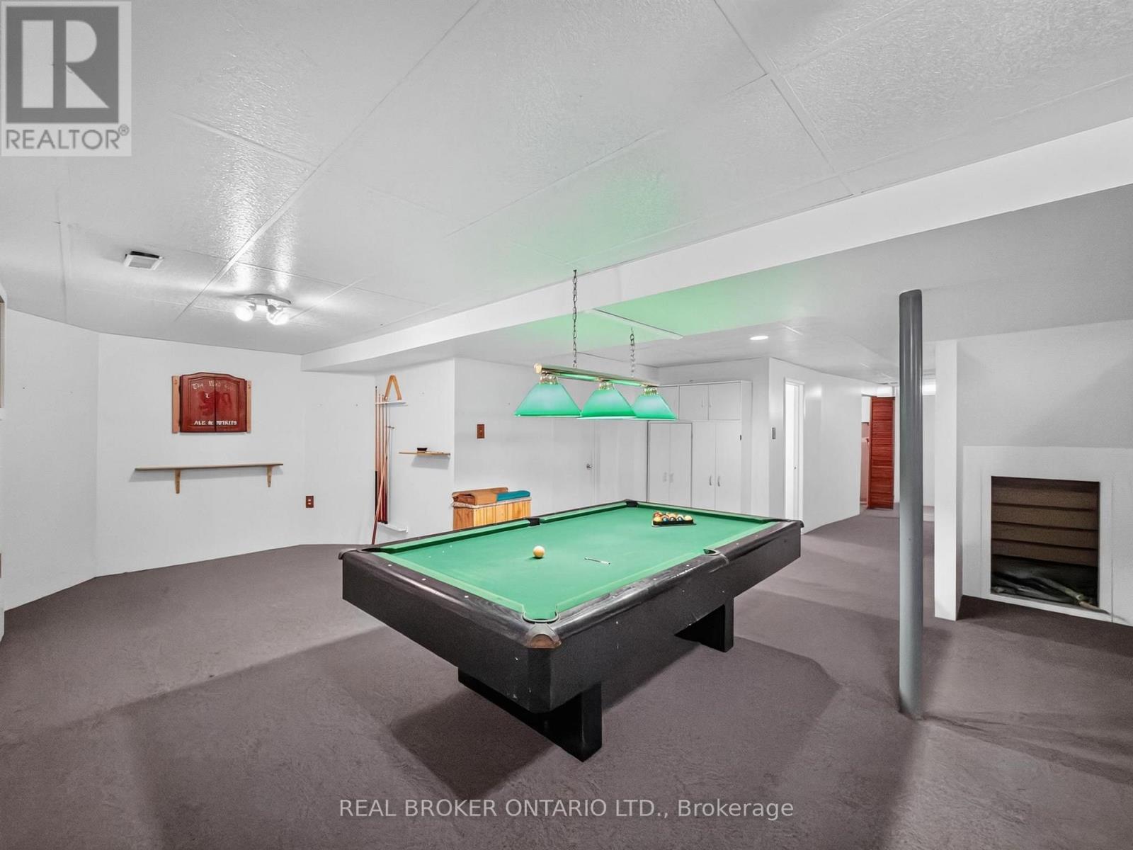 60 ATTWOOD DRIVE - 31