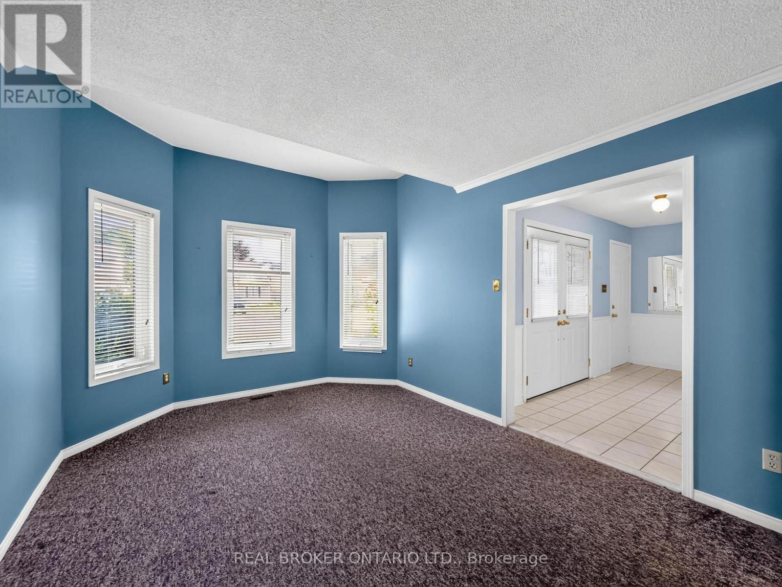 60 ATTWOOD DRIVE - 6