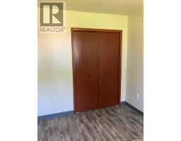 408 6th Avenue Nw, Ituna, SK S0A1N0 Photo 12