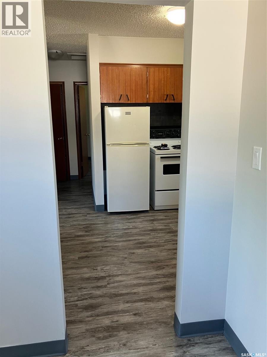 408 6th AVENUE NW - 5