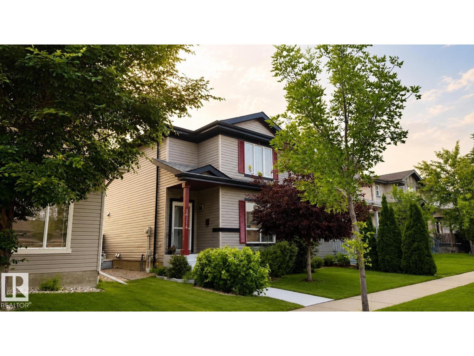 16114 43 ST NW, Brintnell, Edmonton photo 1
