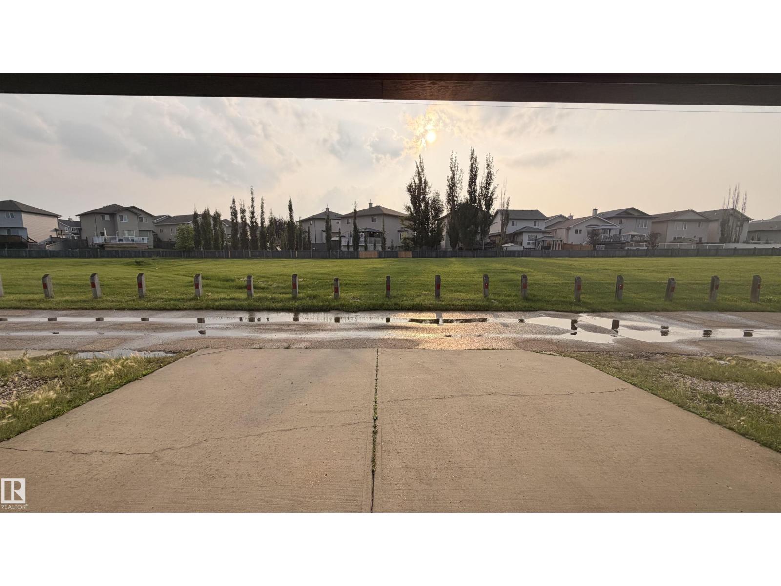 16114 43 ST NW - 27