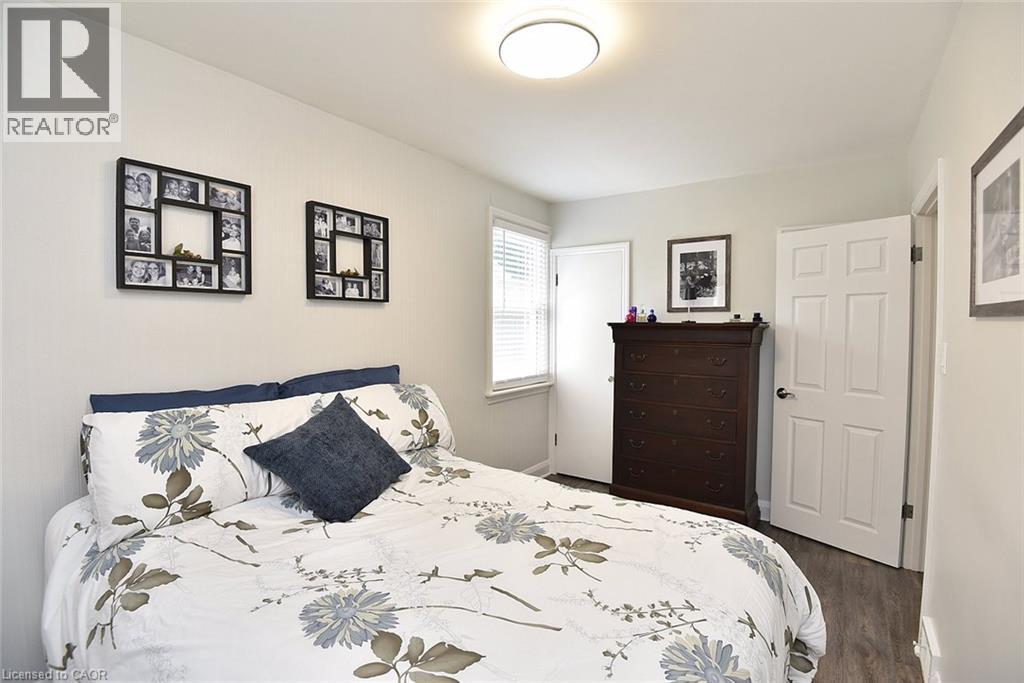 16 GRANT Boulevard - Image 17
