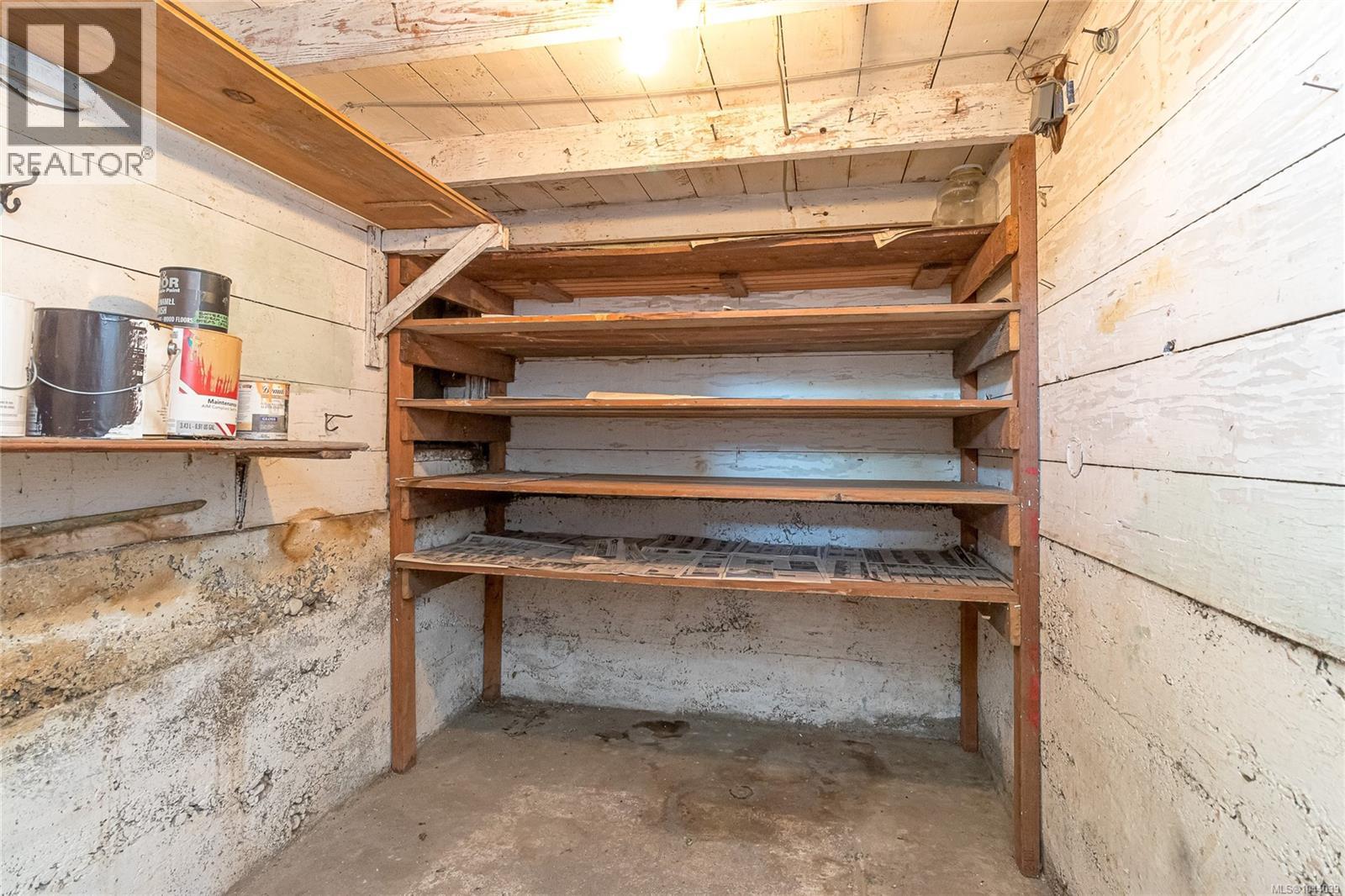 720 Marchmont Rd - 39