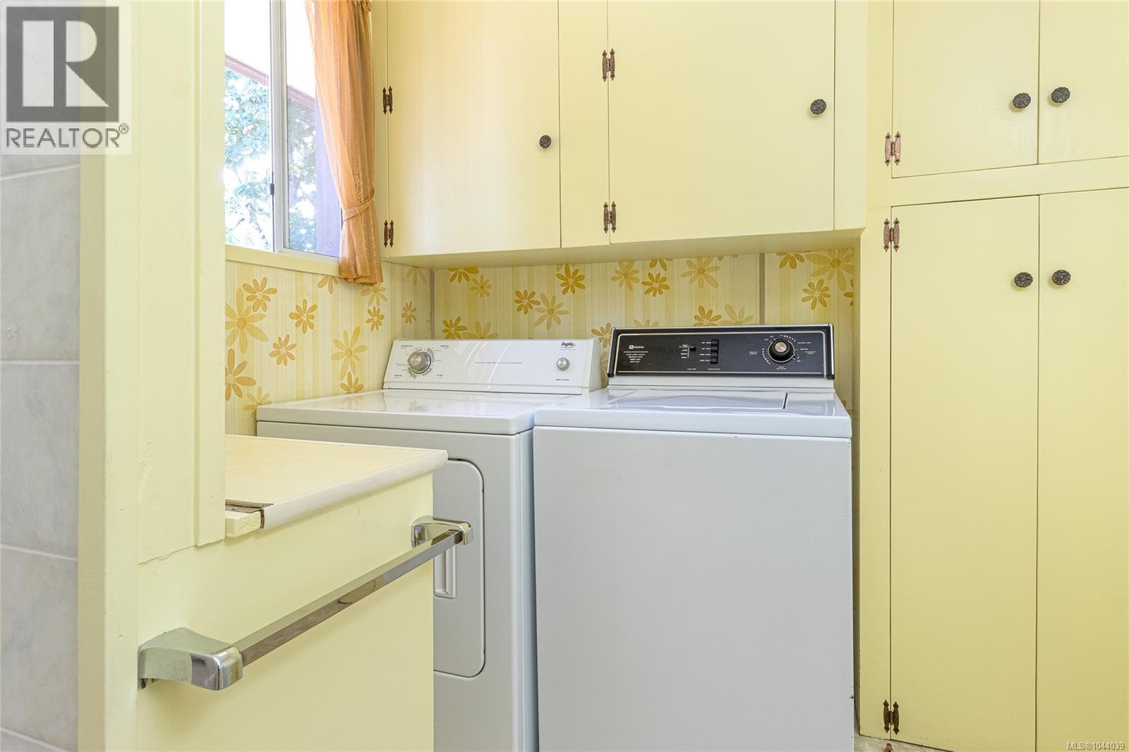 720 Marchmont Rd - 34