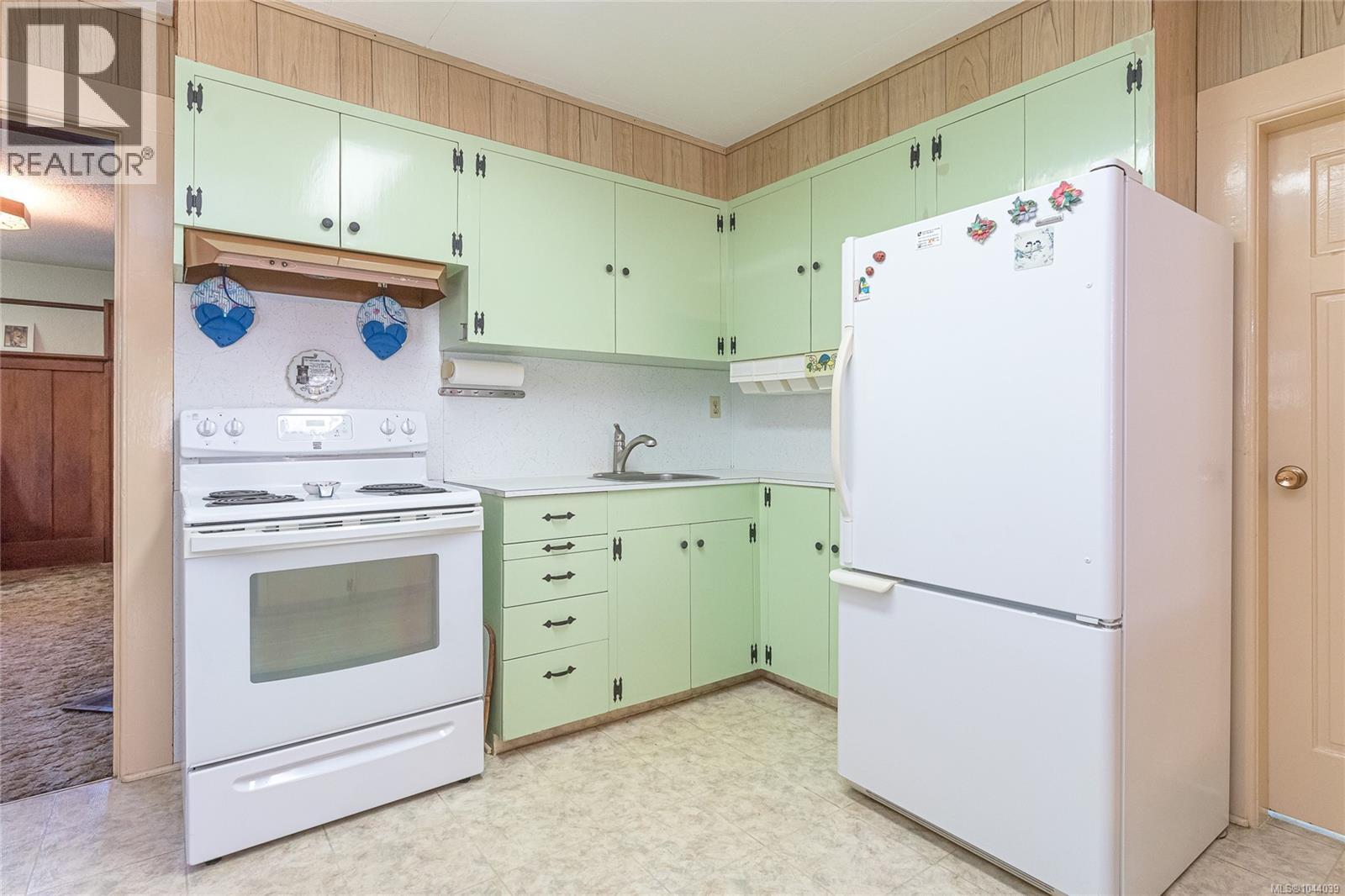 720 Marchmont Rd - 12