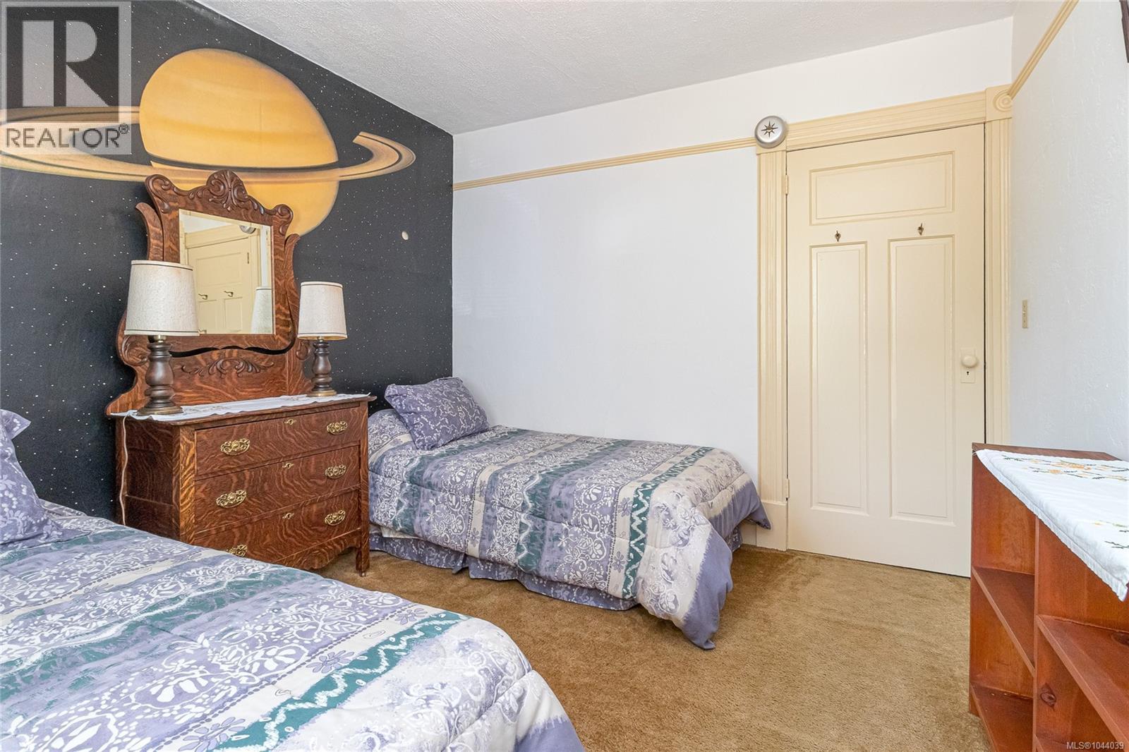720 Marchmont Rd - 29