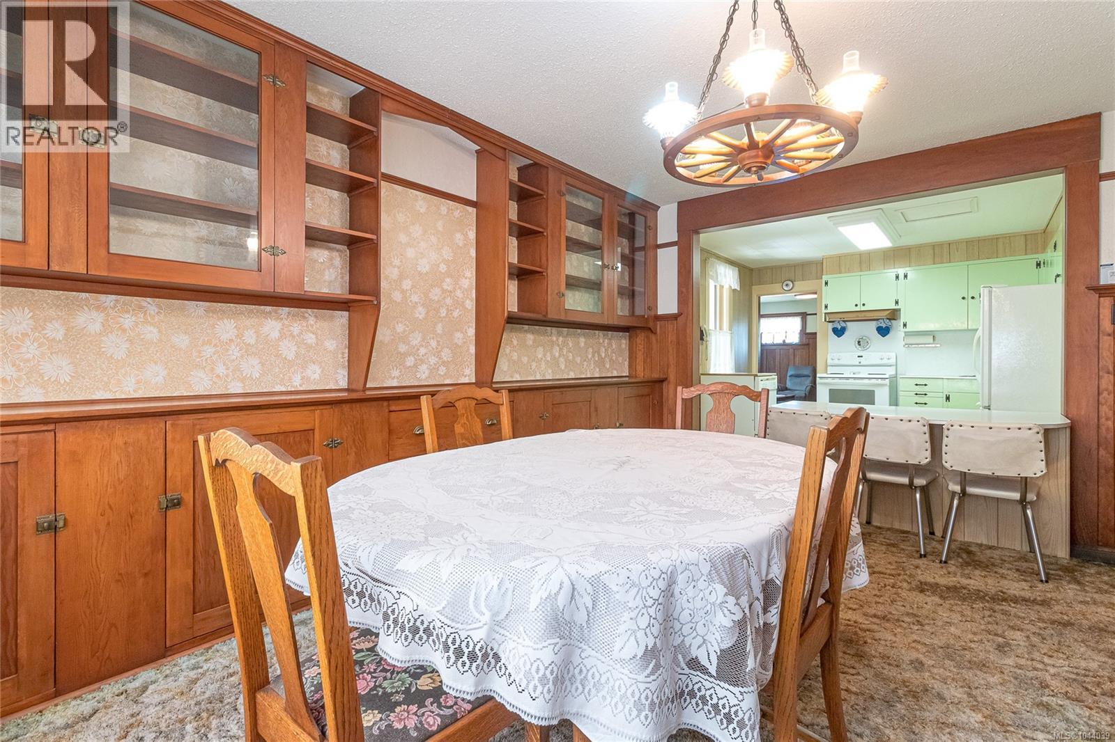 720 Marchmont Rd - 17