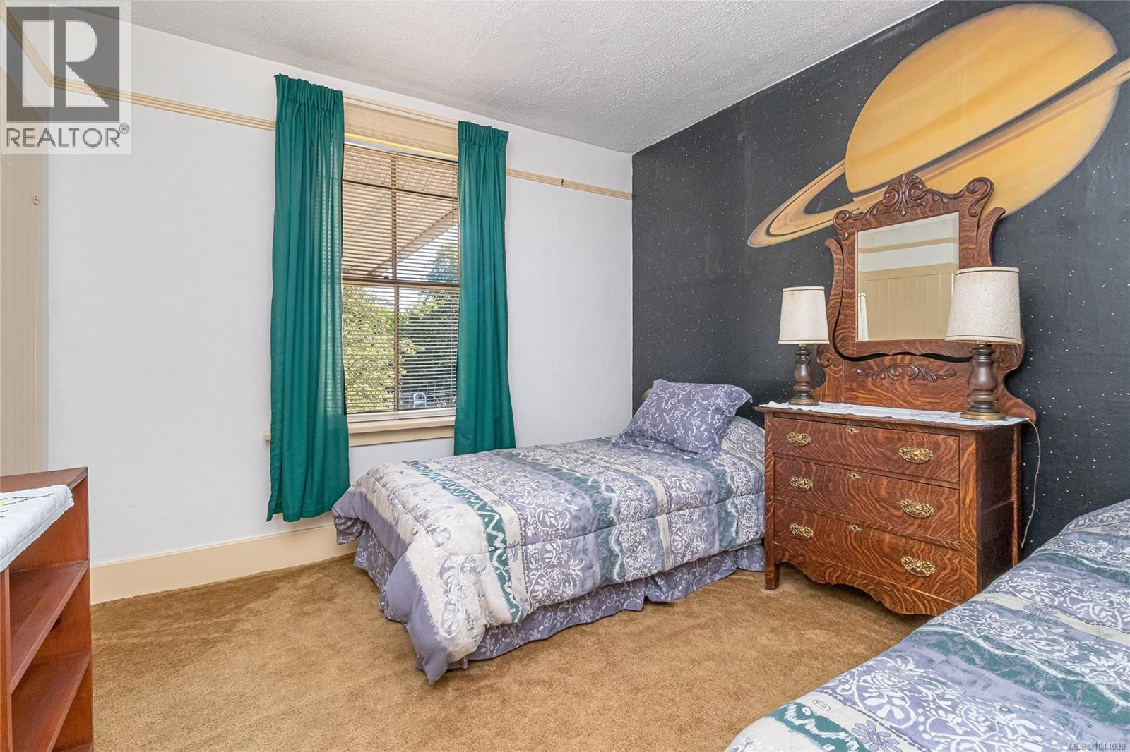 720 Marchmont Rd - 28