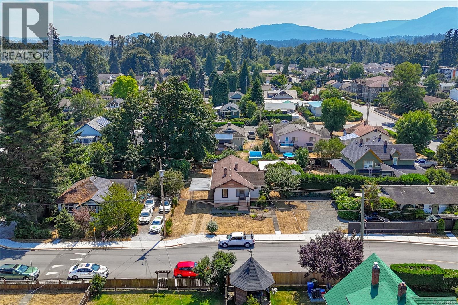 720 Marchmont Rd - 49