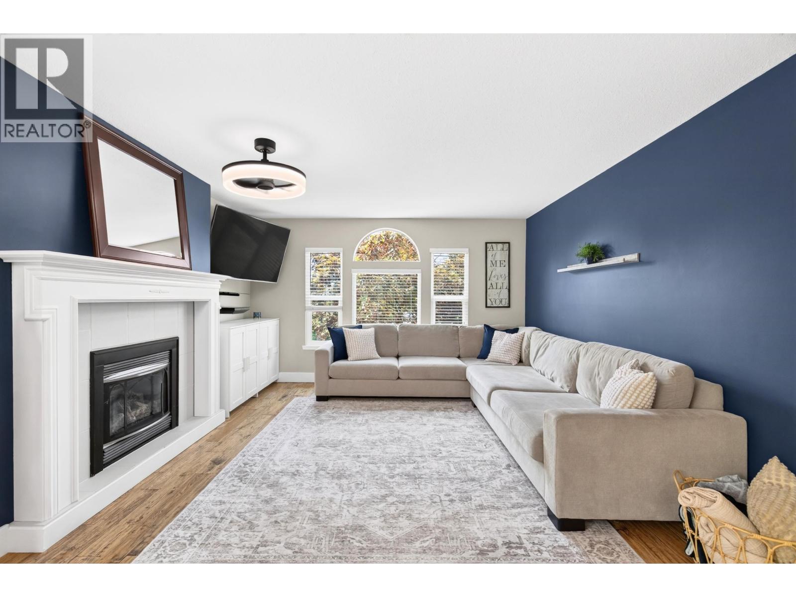 11902 BRUCE Place, Maple Ridge, British Columbia, V2X9E1, Maple Ridge, British Columbia — photo 5 of 5
