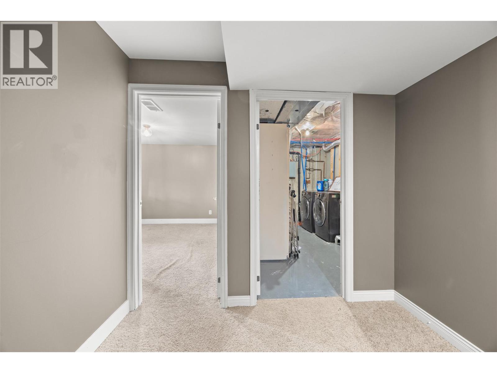 2185 Shannon Way - 35