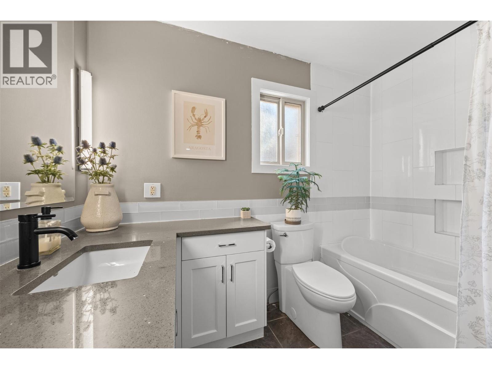 2185 Shannon Way - 34