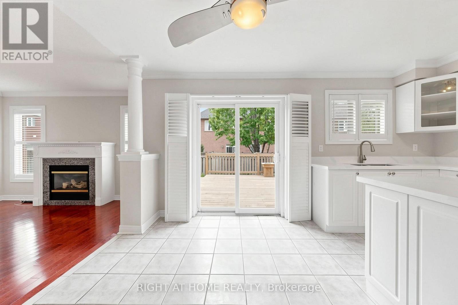 204 EVERETT STREET - 18