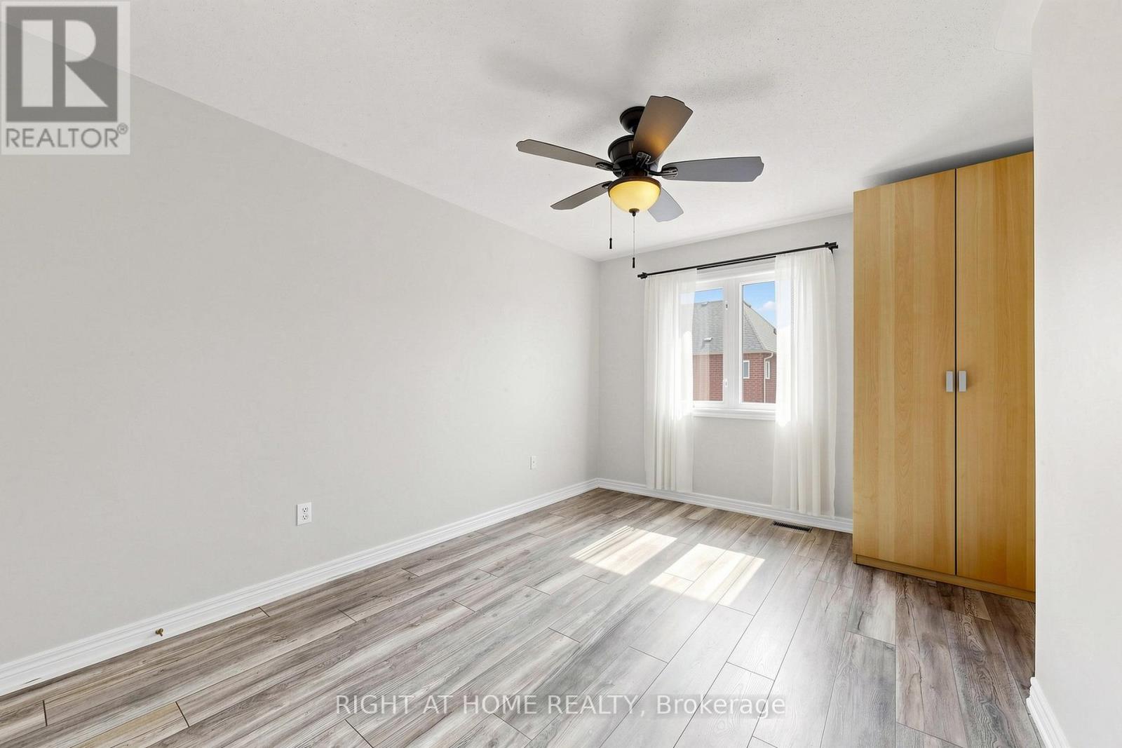 204 EVERETT STREET - 30