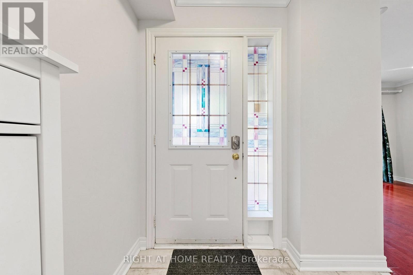 204 EVERETT STREET - 5