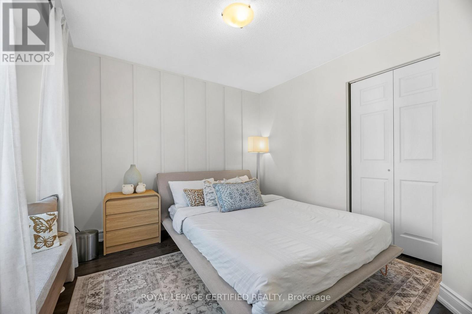 938 BURROWS GATE - 16
