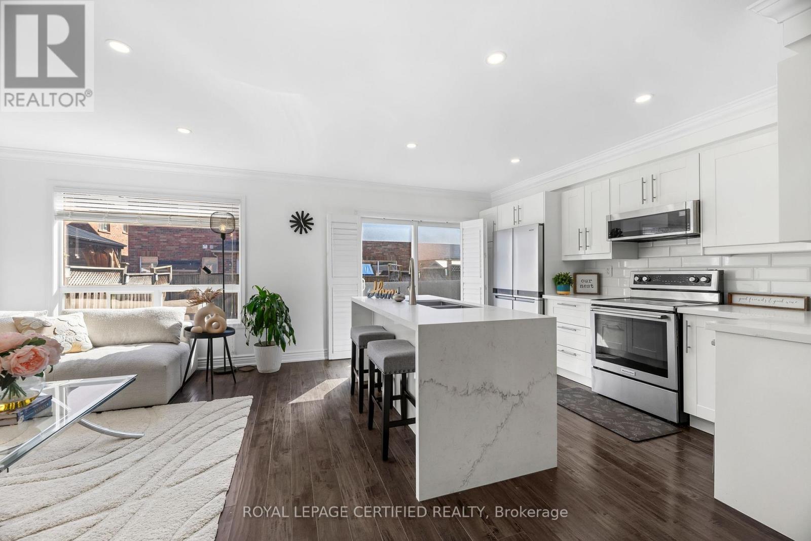 938 BURROWS GATE - 7