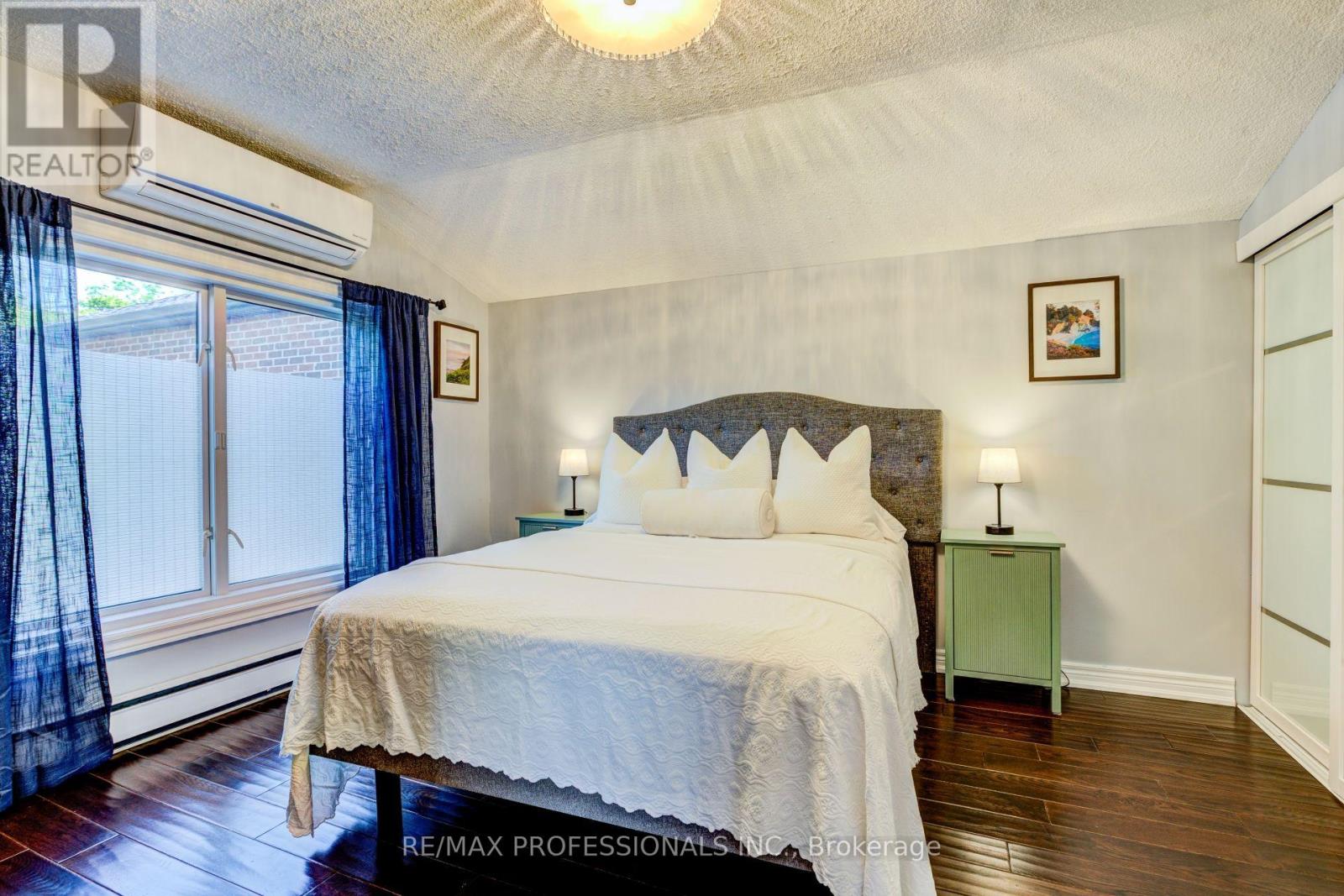 39 ROSEMEADE AVENUE - 15