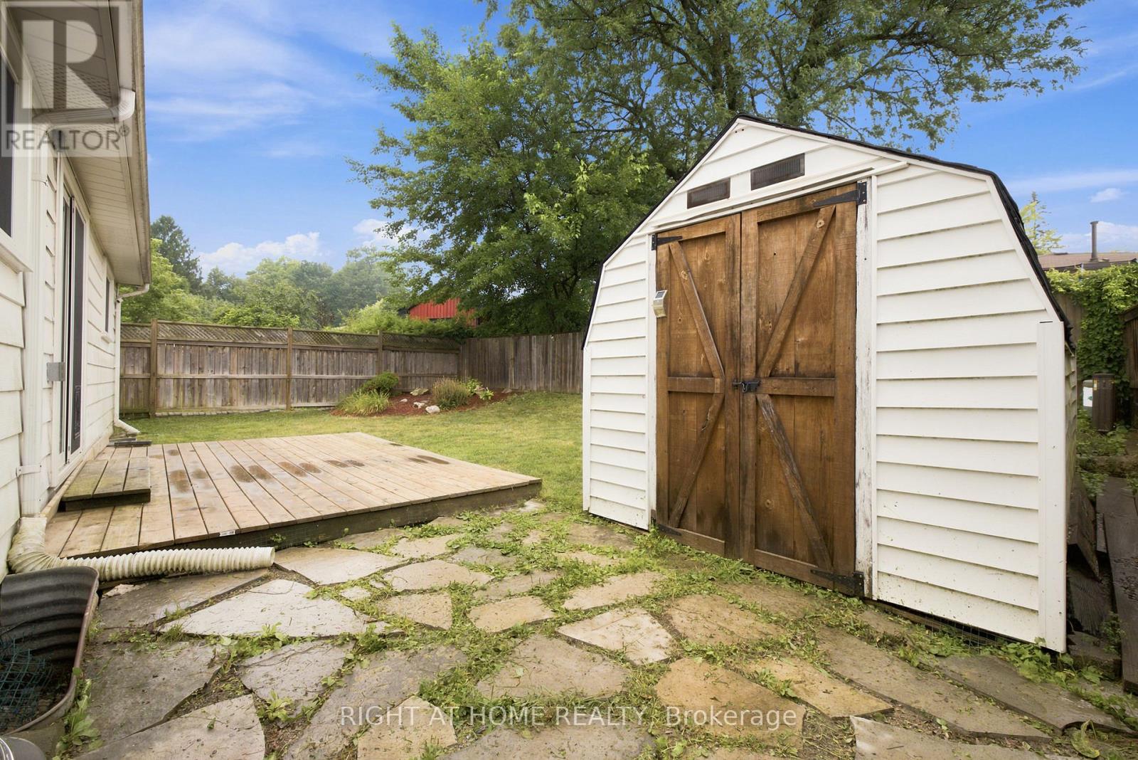 197 PINEDALE DRIVE - 29