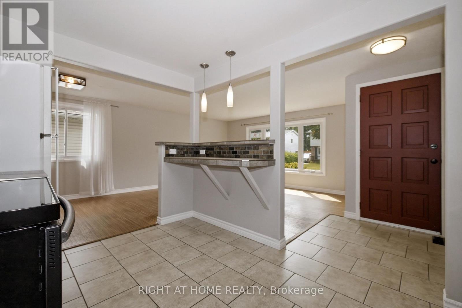 197 PINEDALE DRIVE - 7