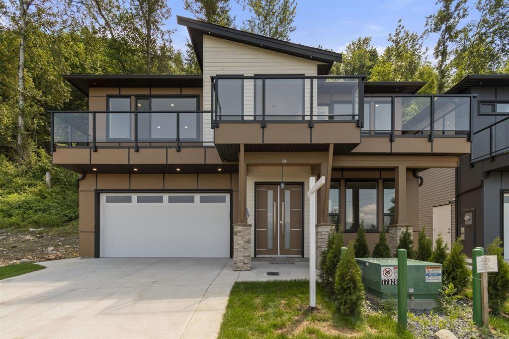 8 LOWER 2 BEDROOM-8016 ANNIS ROAD, Eastern Hillsides
