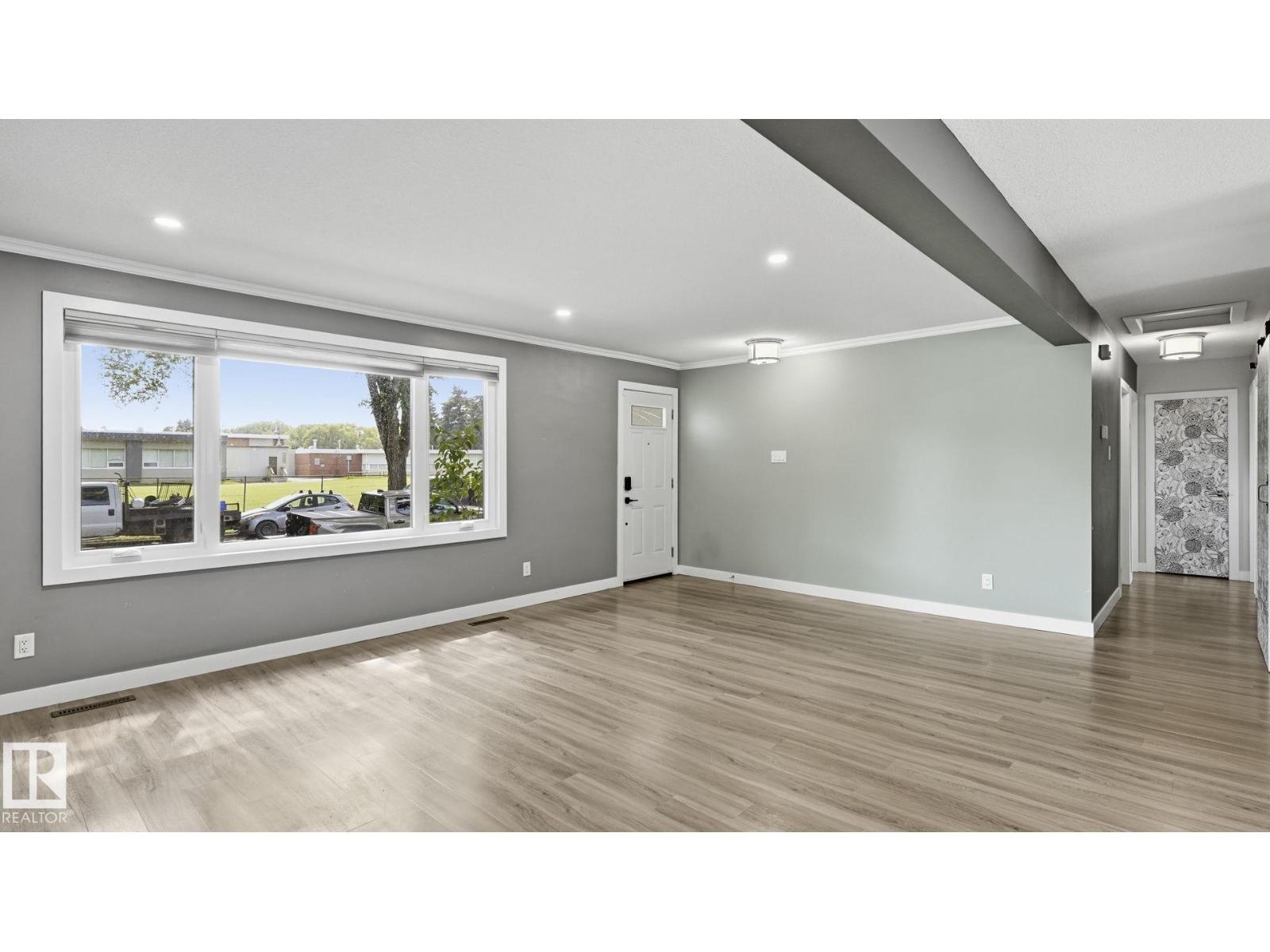 12002 39 ST NW - 7