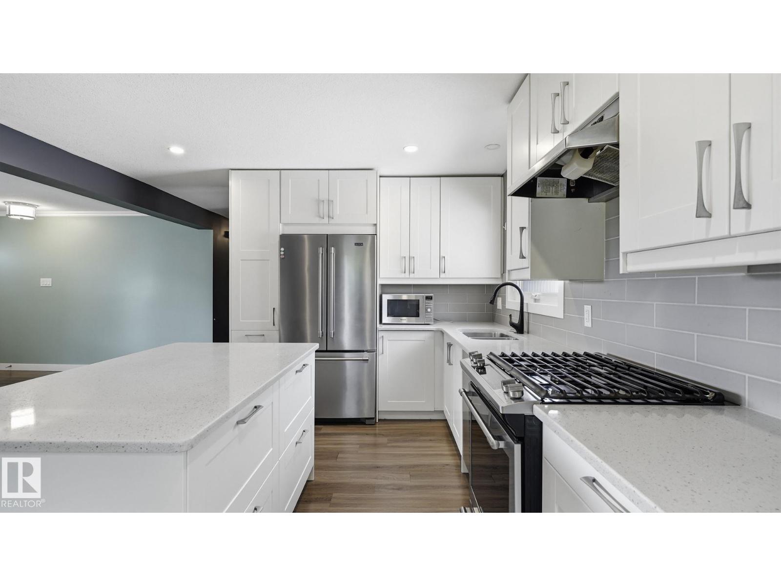 12002 39 ST NW - 12