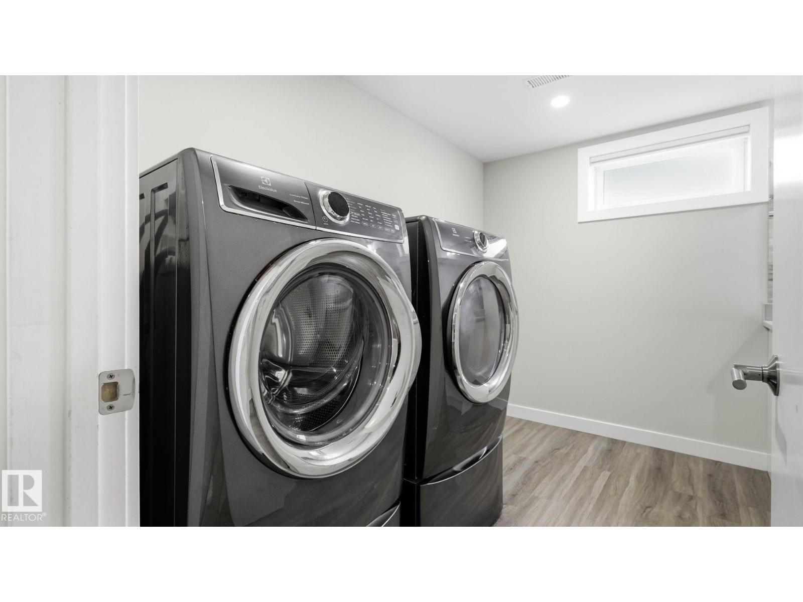 12002 39 ST NW - 26