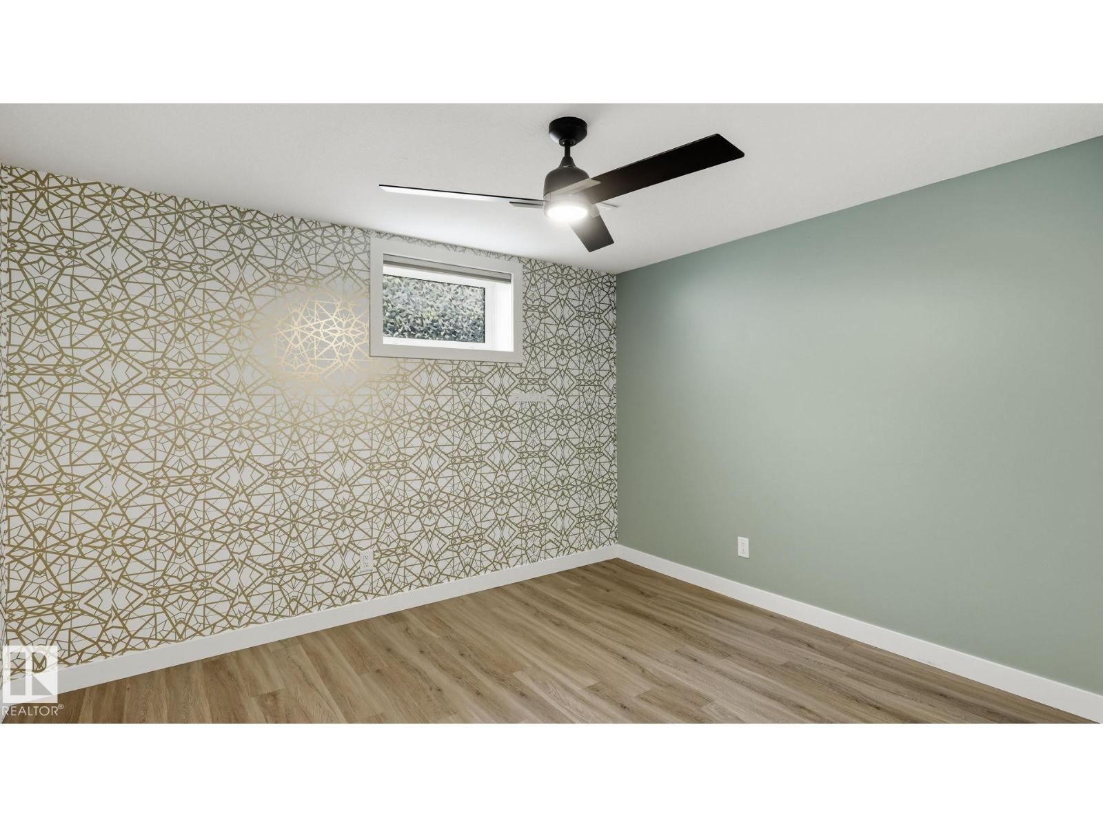 12002 39 ST NW - 22