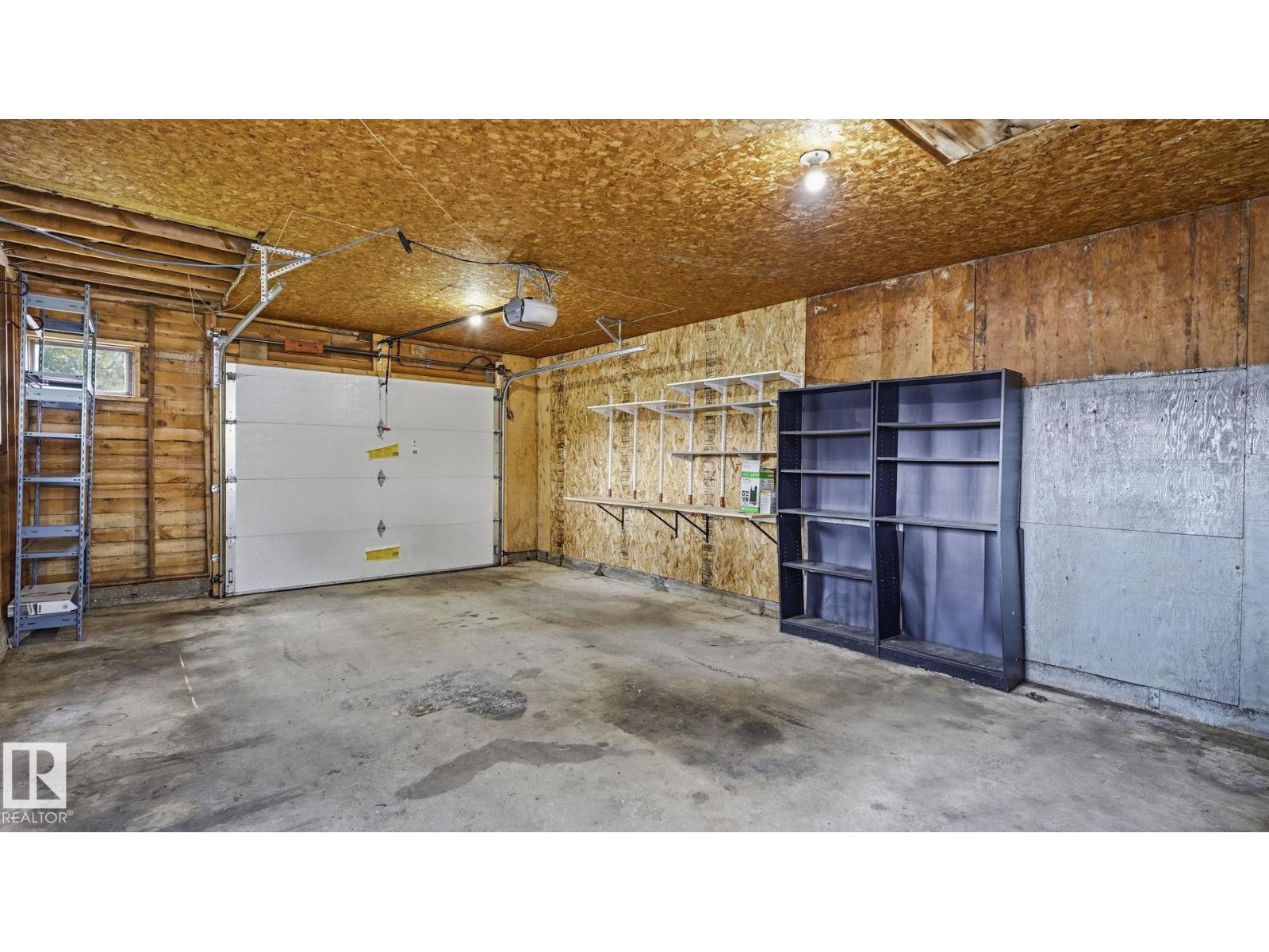 12002 39 ST NW - 28