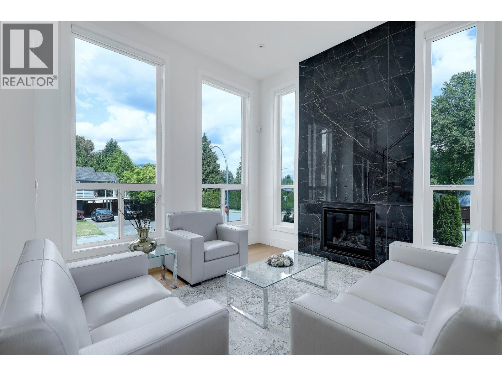 8 Bed, 9 Bath House for Sale in Port Coquitlam – 1938 CONNAUGHT AVENUE, Port Coquitlam – MLS# R3130908 - Image 3