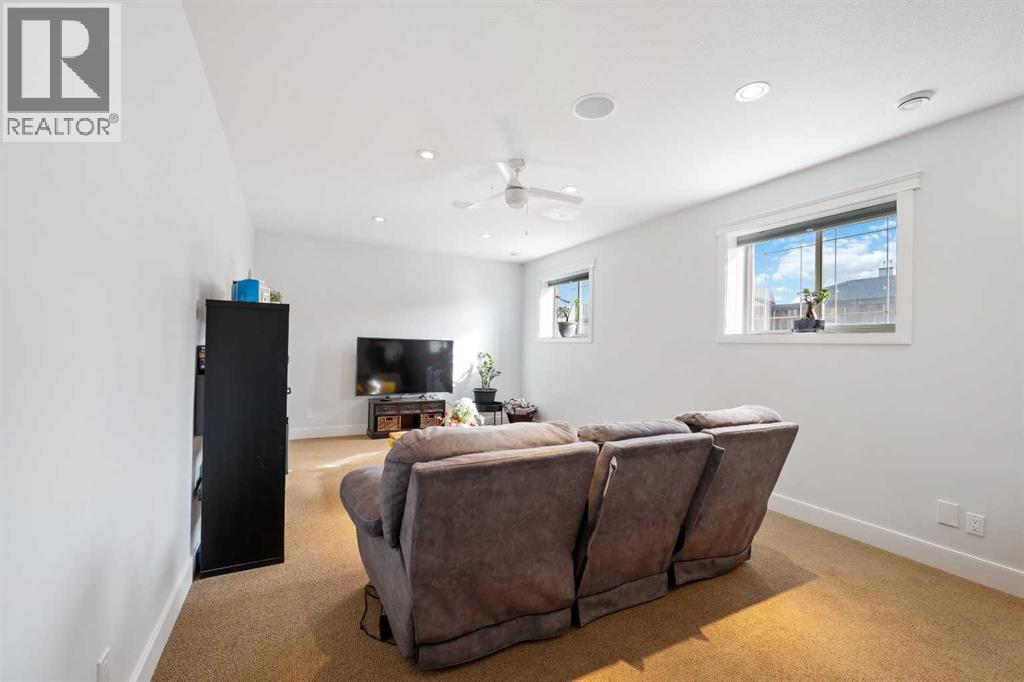 901, 900 Carriage Lane Place - 28