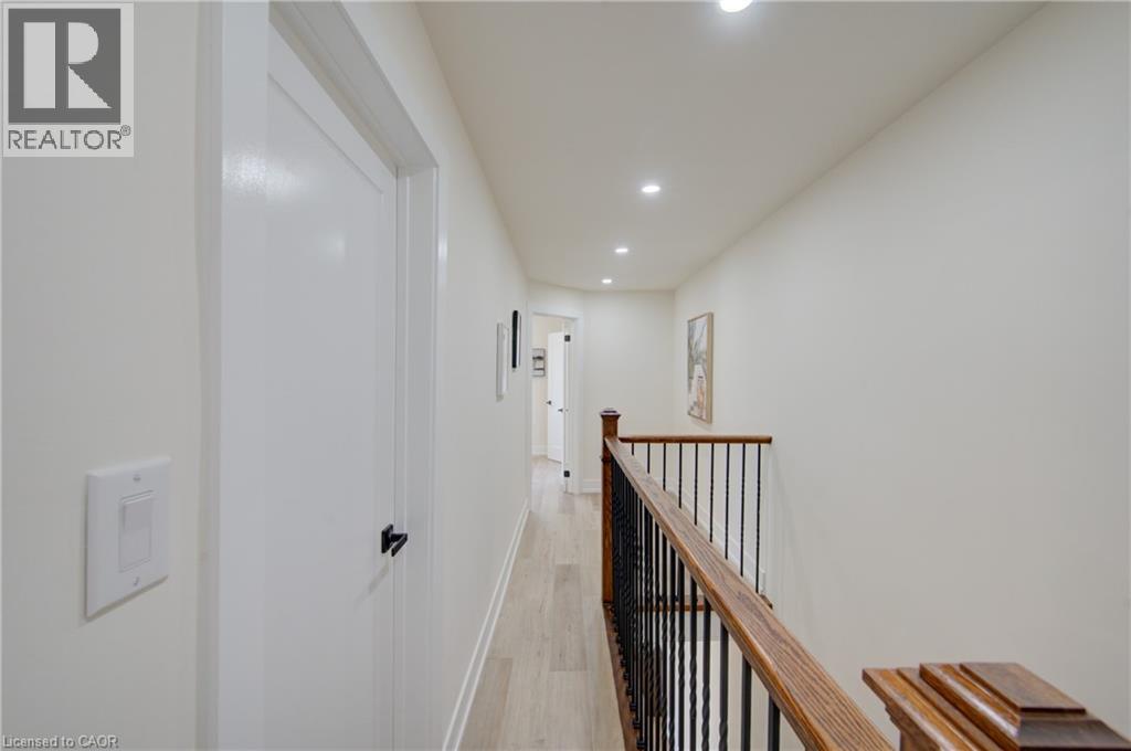 26 RICHARDSON Street - 25