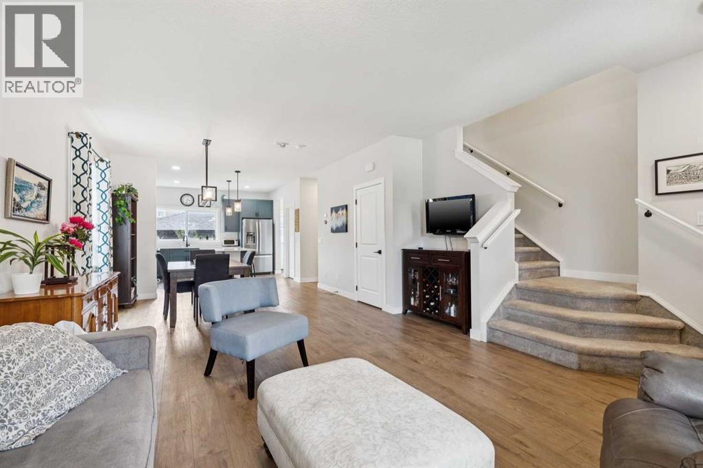 198 Legacy Reach Crescent SE - 6