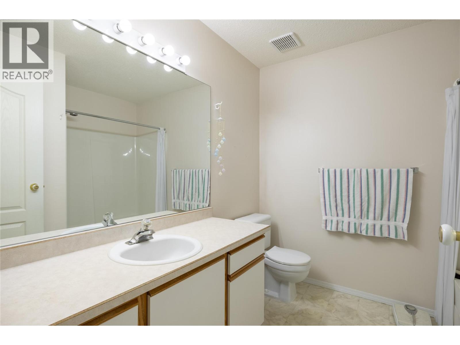 8770 Clerke Road - 17