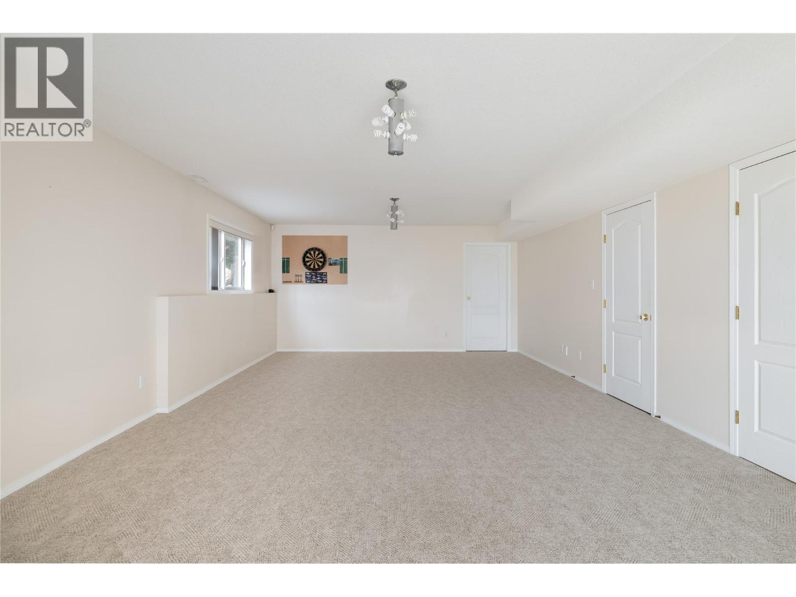 8770 Clerke Road - 20