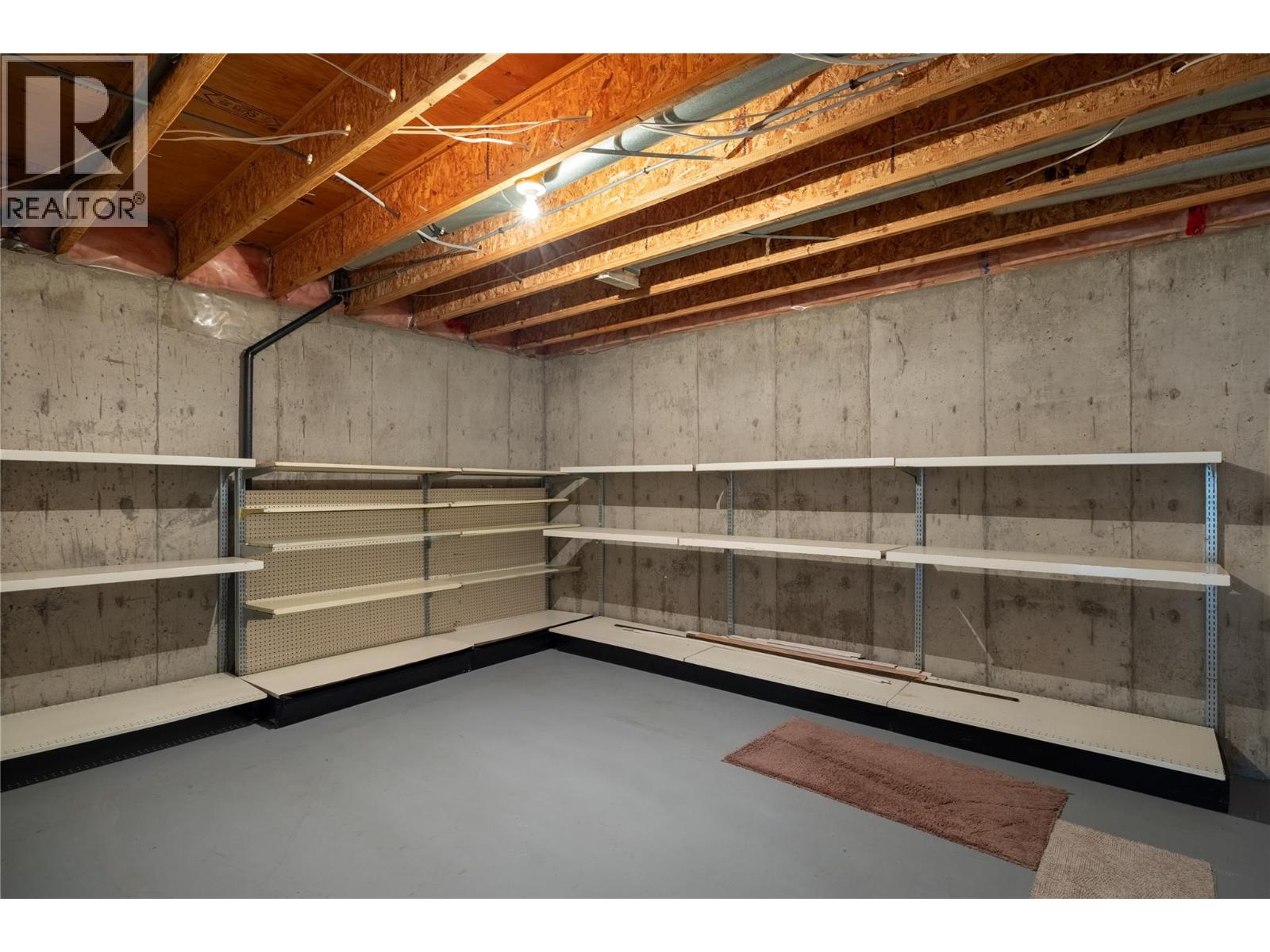 8770 Clerke Road - 30