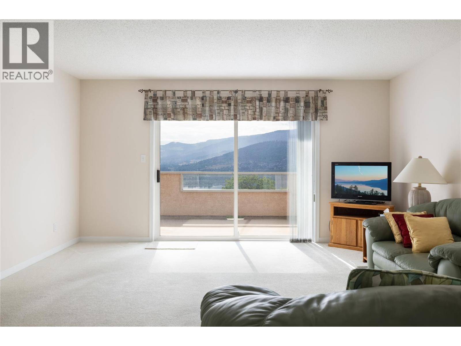 8770 Clerke Road - 3