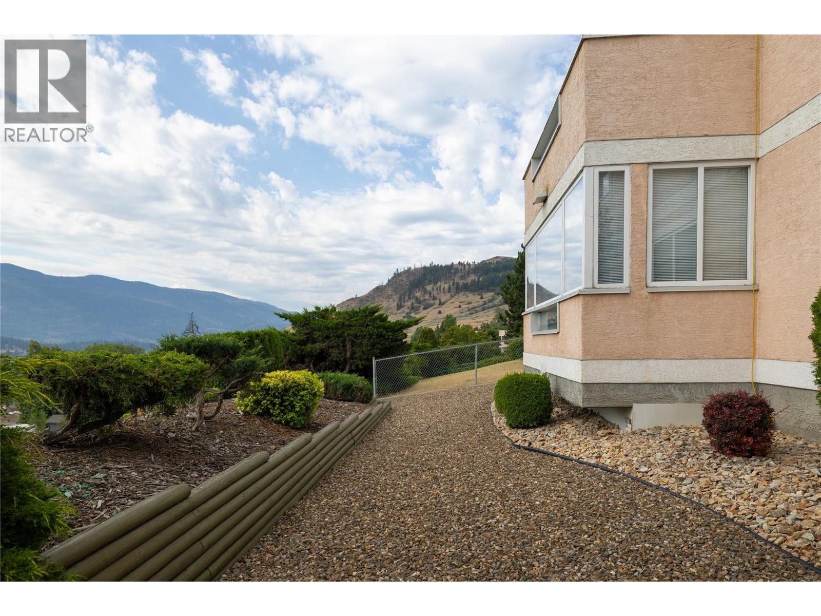 8770 Clerke Road - 43