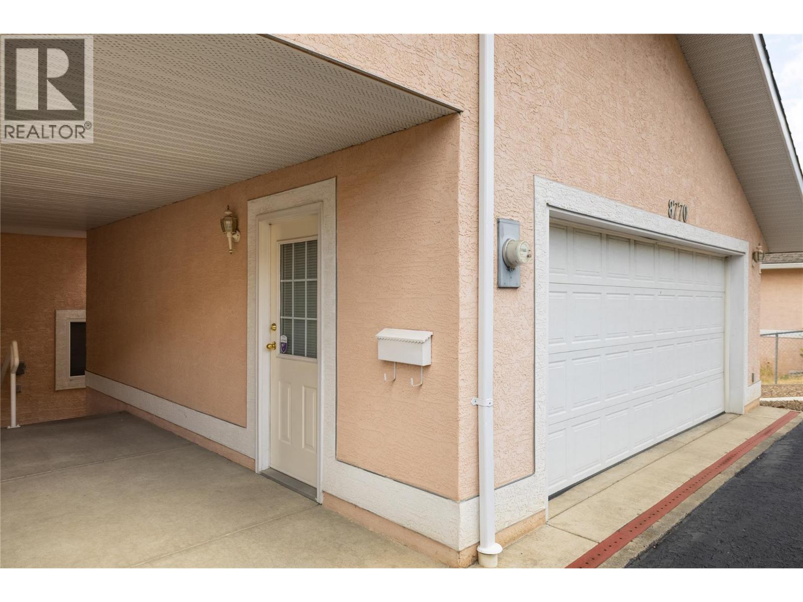 8770 Clerke Road - 37