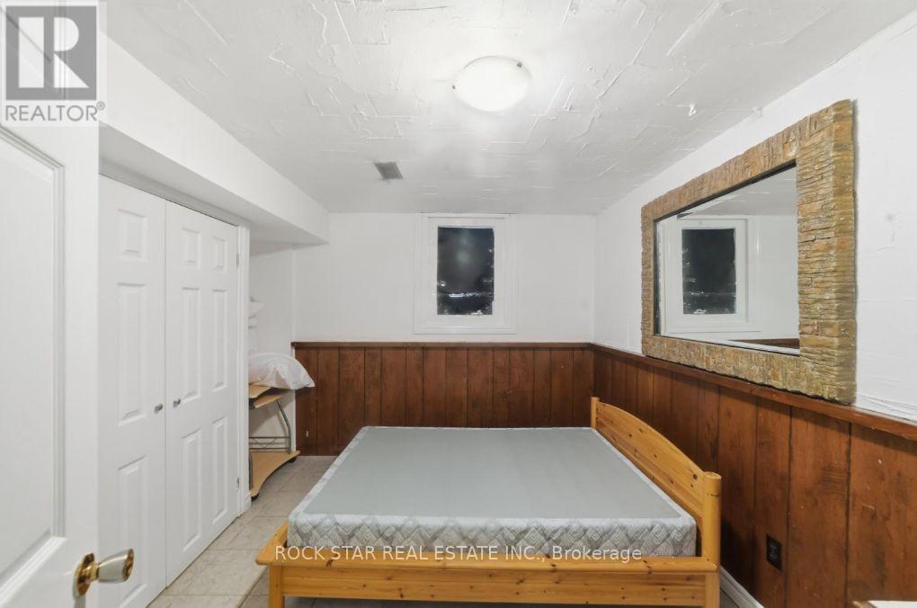 402 MIDWOOD CRESCENT - 16