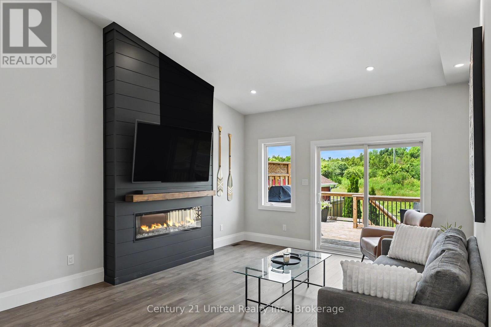 606 SETTLERS RIDGE - 10