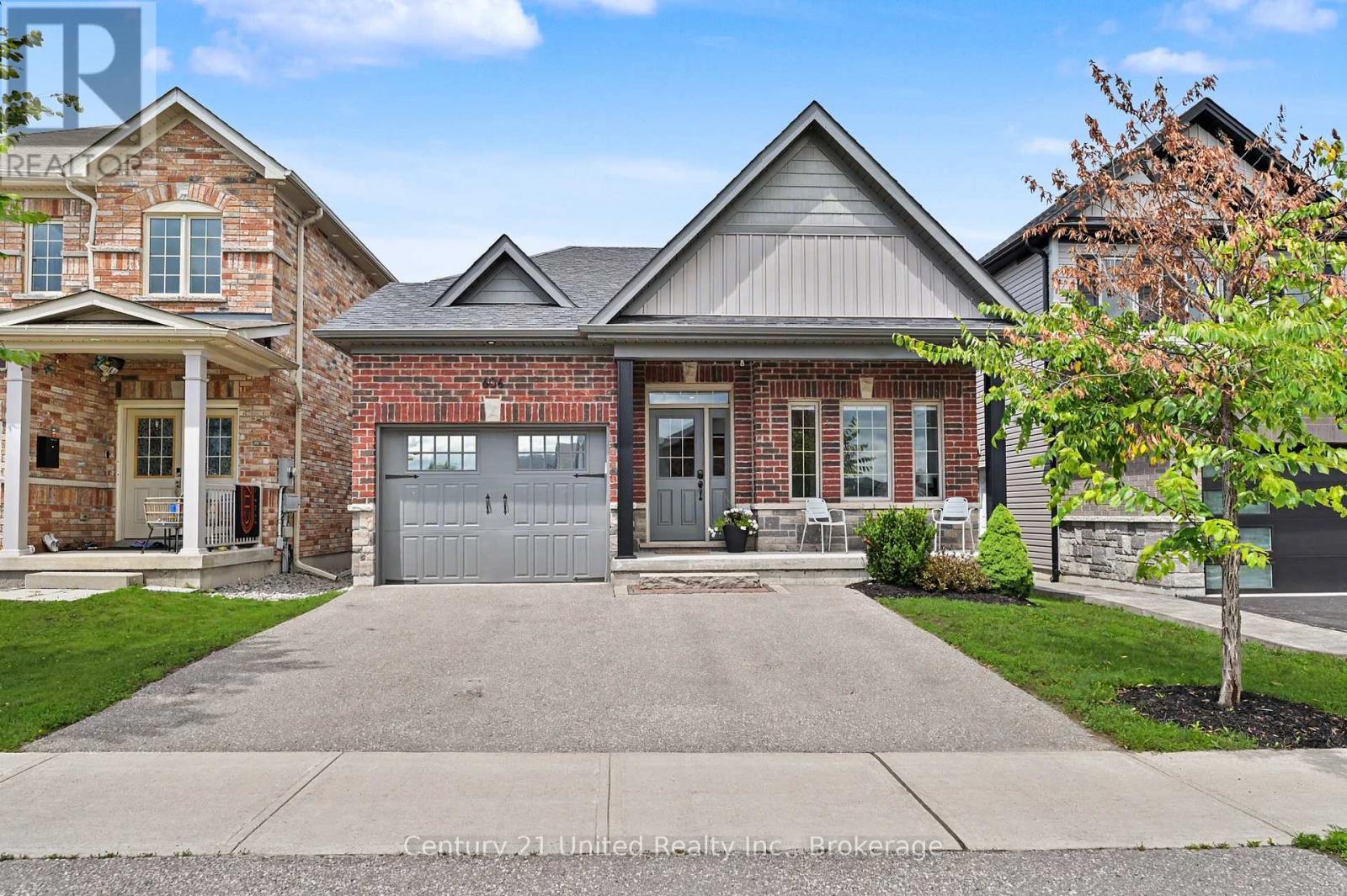 606 SETTLERS RIDGE - 2