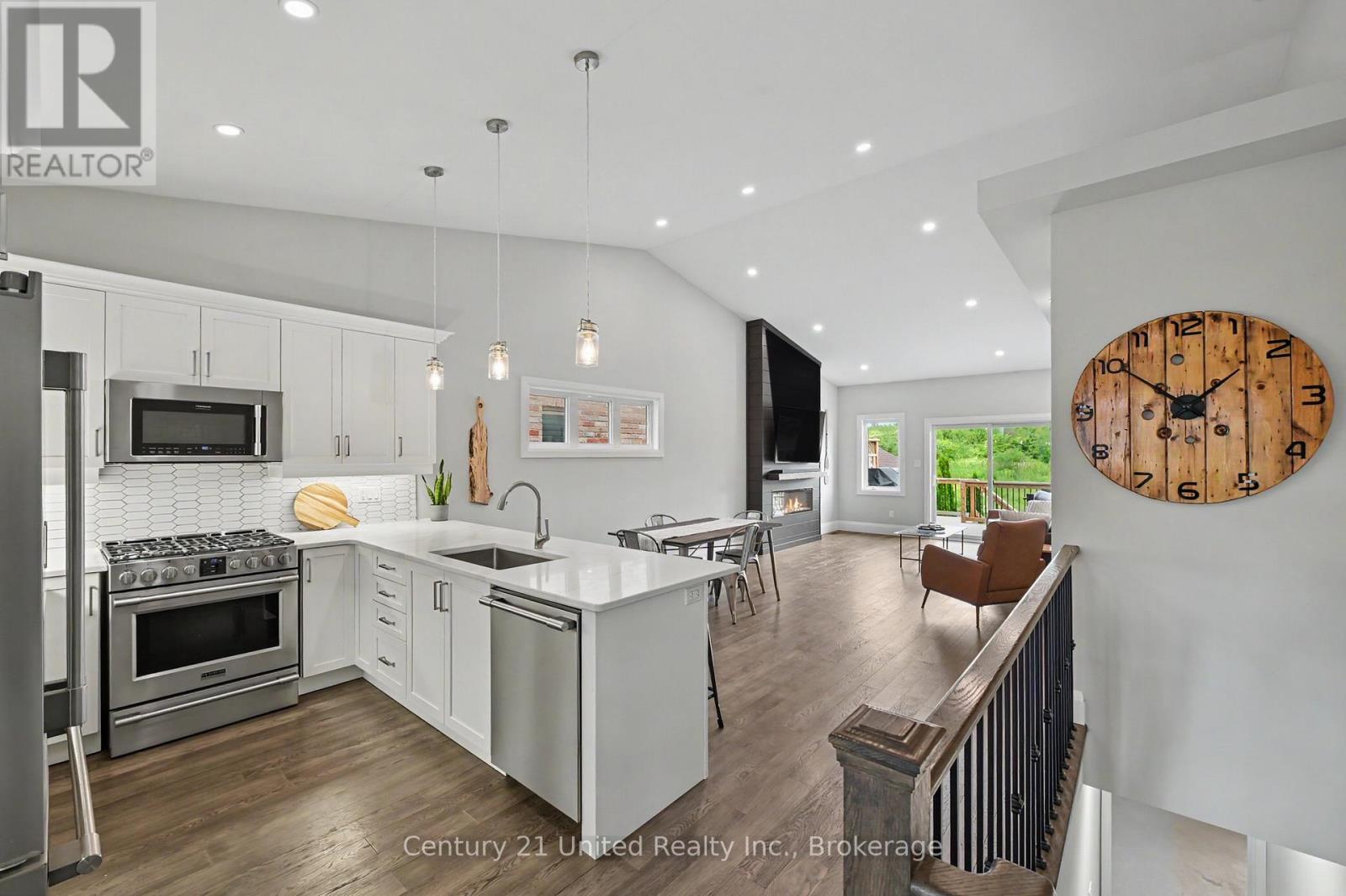 606 SETTLERS RIDGE - 6